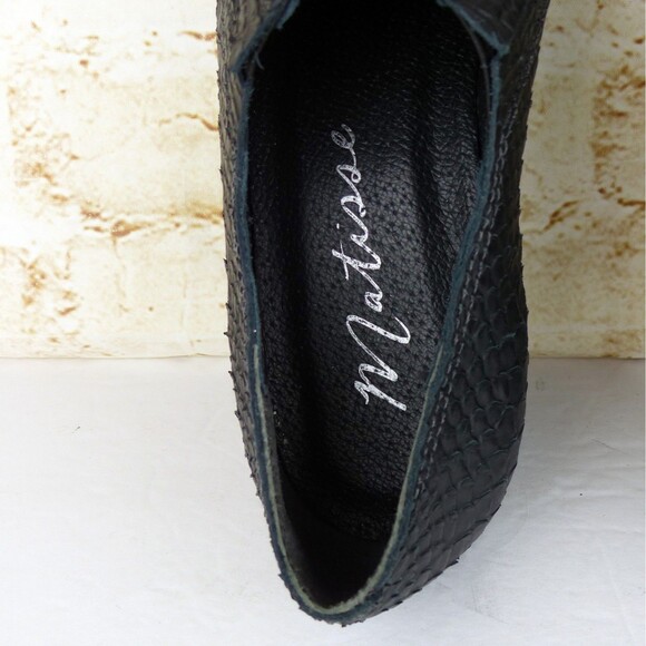 Matisse Boots Women 10M Black Snake Embossed Leather Pointed Toe Low Cut Western - Picture 8 of 13